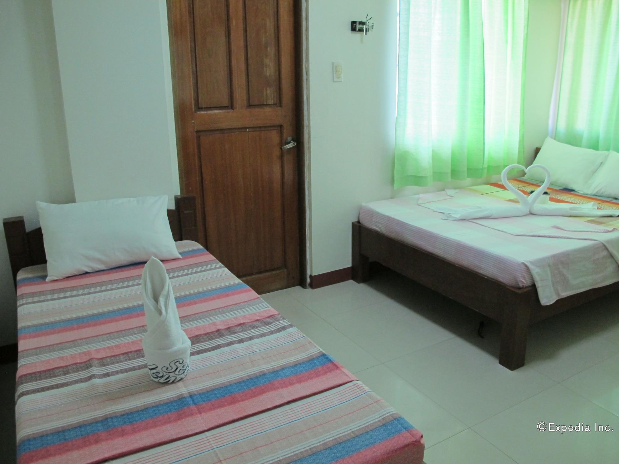 Sea Jewel Beach Resort Puerto Galera Eksteriør bilde