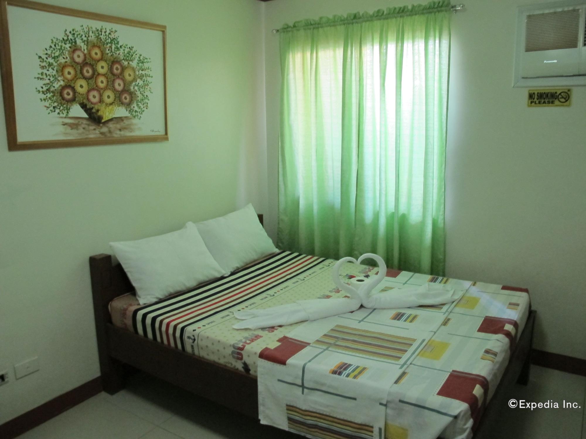 Sea Jewel Beach Resort Puerto Galera Eksteriør bilde