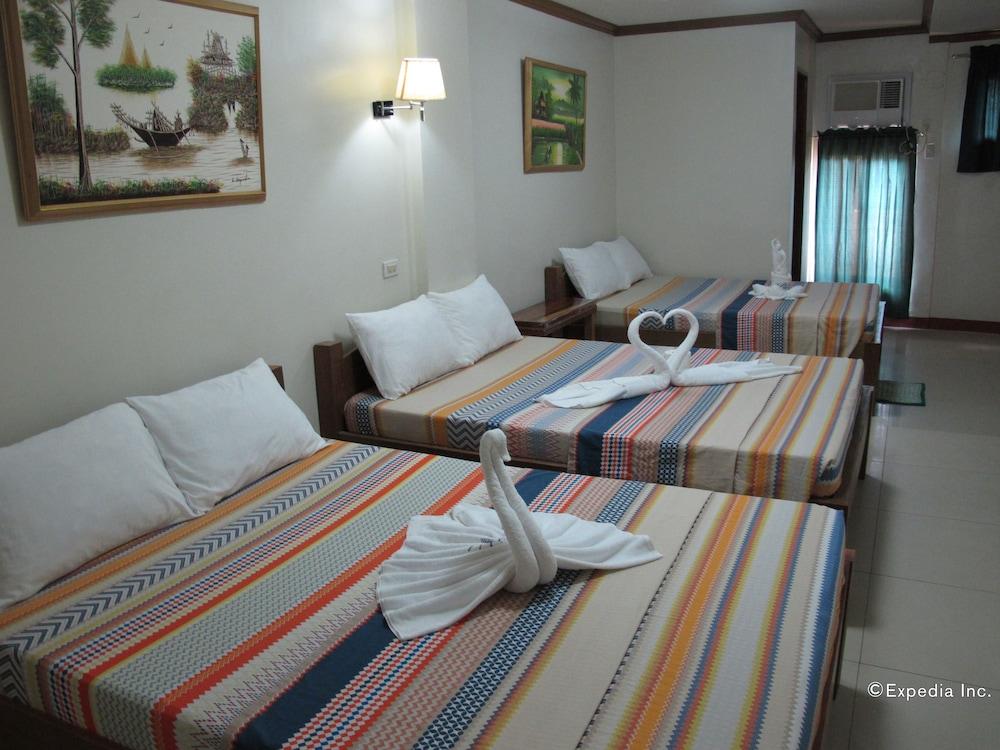 Sea Jewel Beach Resort Puerto Galera Eksteriør bilde
