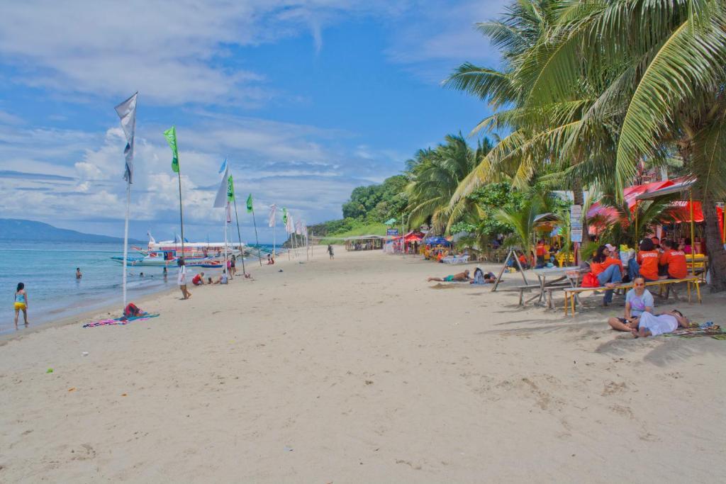 Sea Jewel Beach Resort Puerto Galera Eksteriør bilde