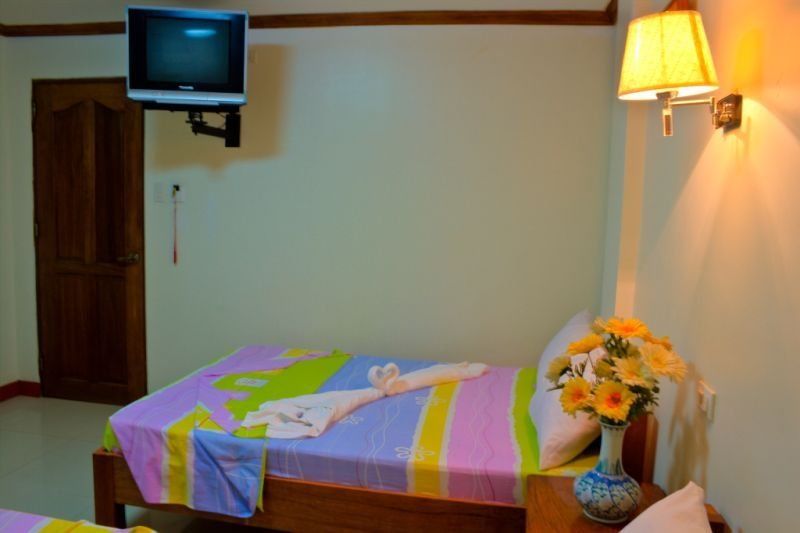 Sea Jewel Beach Resort Puerto Galera Eksteriør bilde