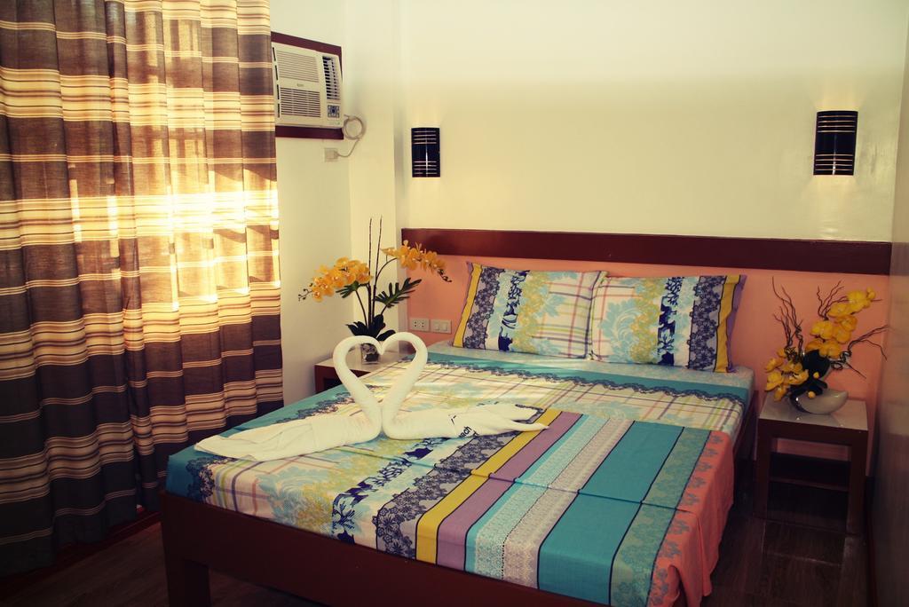 Sea Jewel Beach Resort Puerto Galera Eksteriør bilde