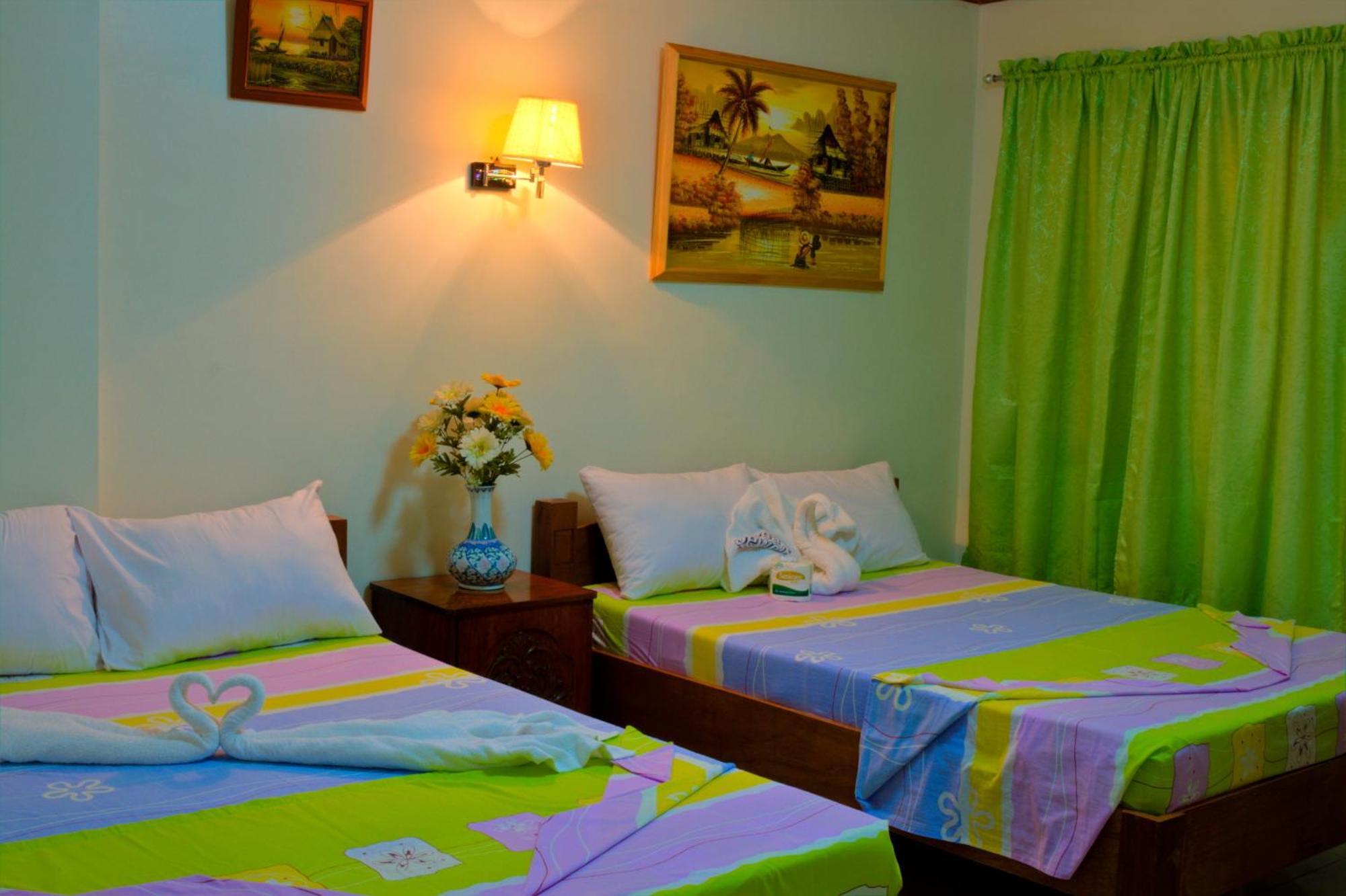 Sea Jewel Beach Resort Puerto Galera Eksteriør bilde