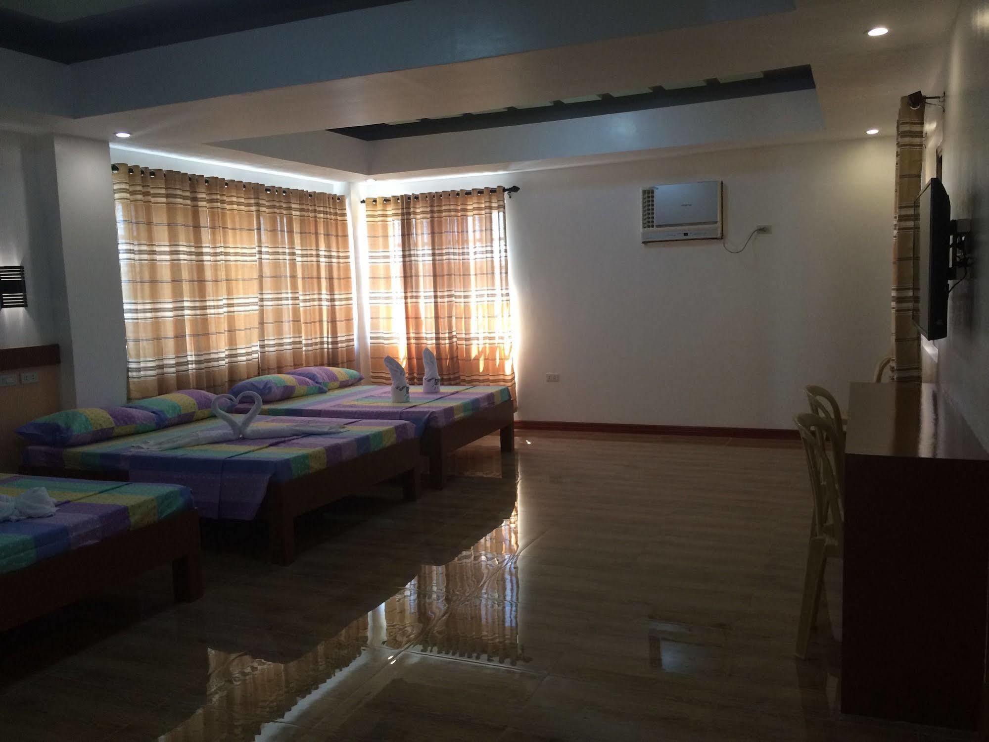 Sea Jewel Beach Resort Puerto Galera Eksteriør bilde